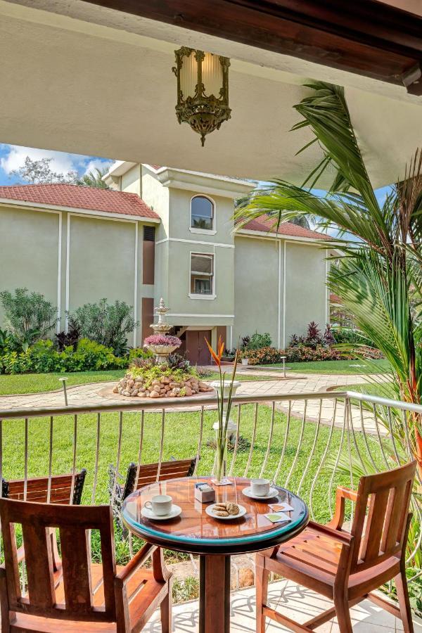 Club Mahindra Acacia Palms Ξενοδοχείο Colva Εξωτερικό φωτογραφία
